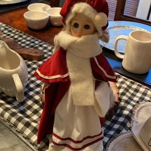 Vintage Effenbee Four Seasons Grand Dames Winter Doll